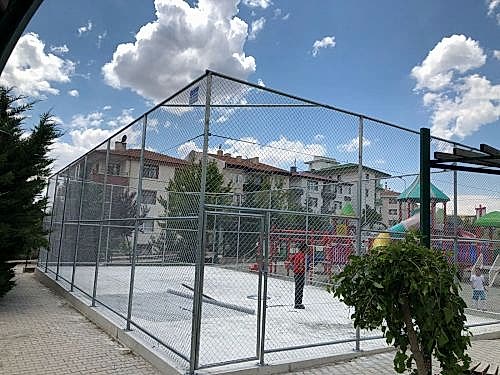Halı saha Çim saha Basketbol Sahası